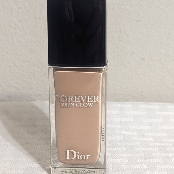 Dior Forever Skin Glow 24H Wear Radiant Foundation SPF 15 3CR - Picture 2 of 7